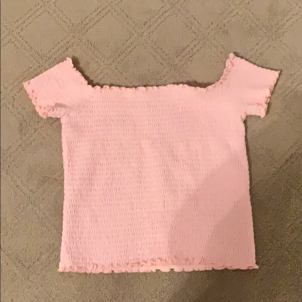 pink top